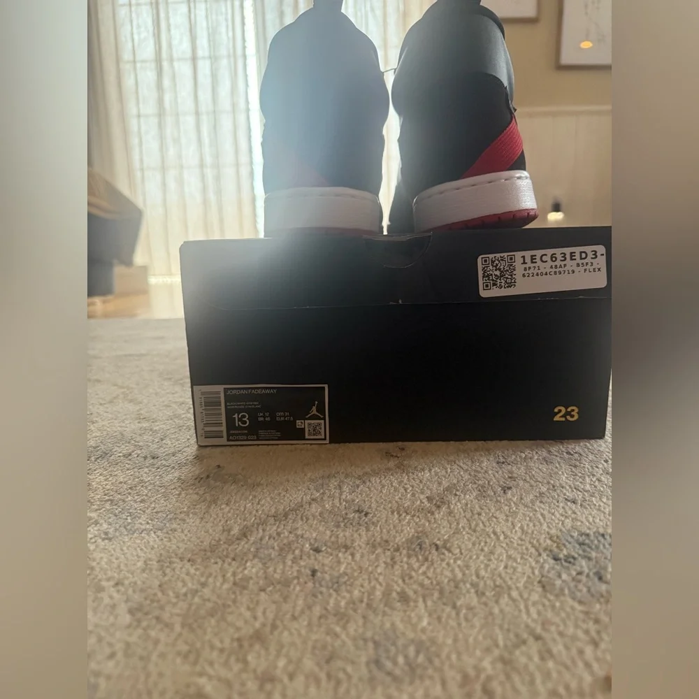 Air Jordan Access AO1329-023 Black / University Red / White